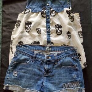 Small Street Style Bundle